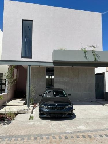 FACHADA-FRONTAL