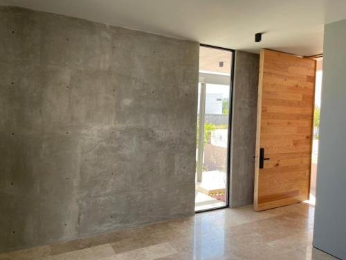 SALA-ACCESO